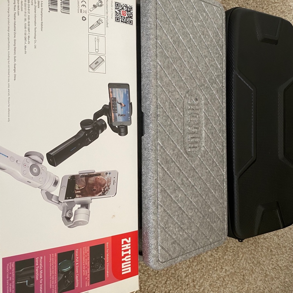 Zhiyun smooth 4 + case